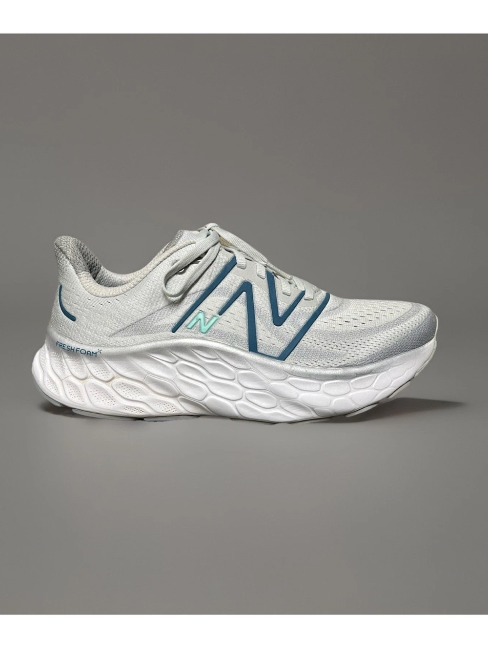 New Balance Fresh Foam X More V4 Men's Gray Running Shoes Size 8D